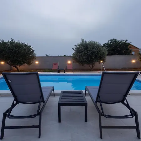 Holiday home Milutin 1